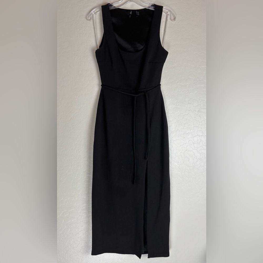 Lulu's Black Backless Sleeveless Midi Dress
